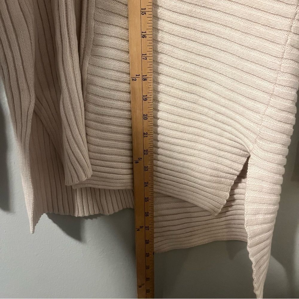 Cabi Ivory Ribbed D-Ring Split Back Sweater 3363 - image 7